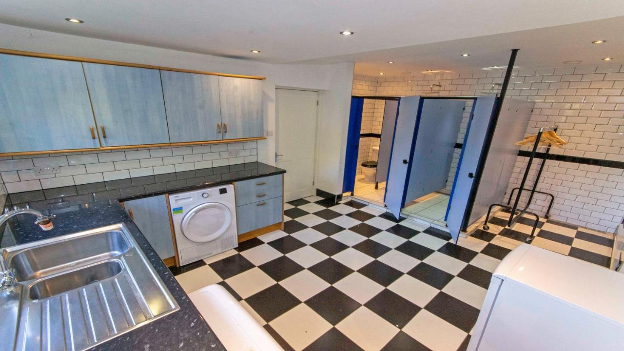 Crowborough Farm - Impressive & Sophisicated Home Surrounded By Unspoilt Countryside In Georgeham - Dog Friendly, Sleeps 14 Exterior foto